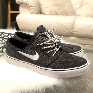 Men’s 10.5 Nike SB Zoom Air - Grey